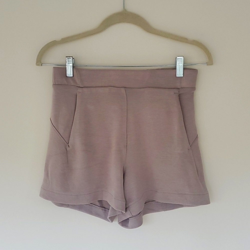 Soft lounge shorts
